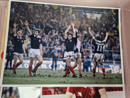 Signed Scotland photo.John Robertson and Frank Gray