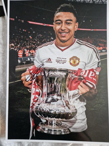 Jessie Lingard signed Manchester United photo