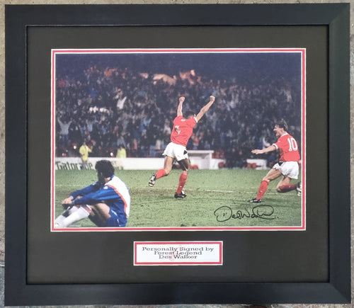 Des Walker Nottingham Forest framed  photo.