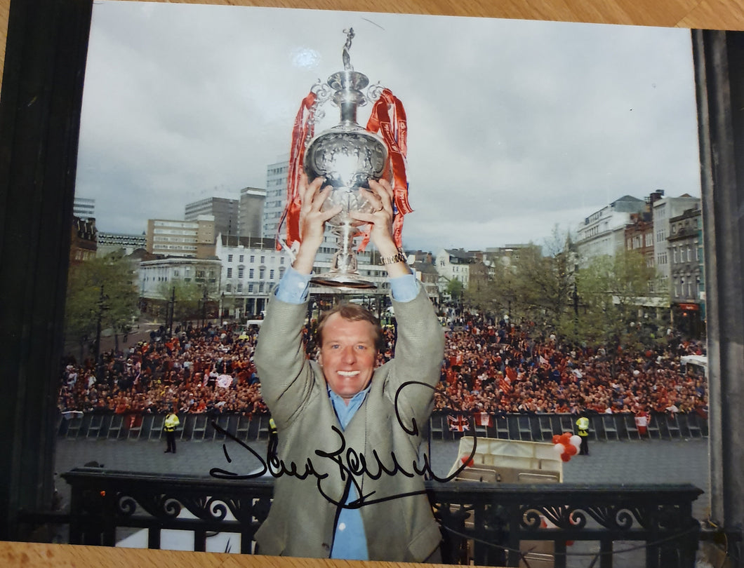 Signed Dave Bassett Nottingham Forest