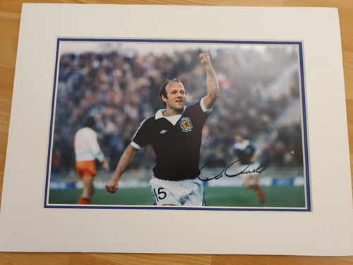 Signed Archie Gemmill Scotland mount