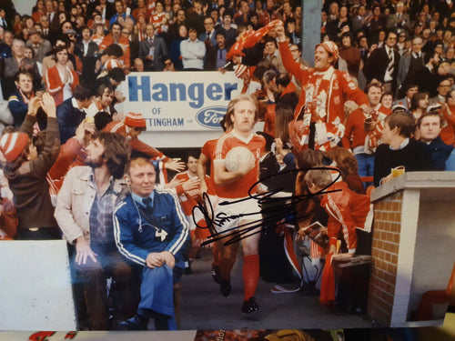 Signed Kenny Burns Nottingham Forest