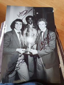 Signed Nottingham Forest European cup photo signed viv anderson larry lloyd tony woodcock