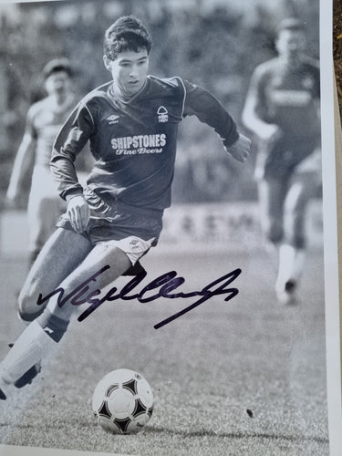 Official press photo.Signed by Nigel Clough