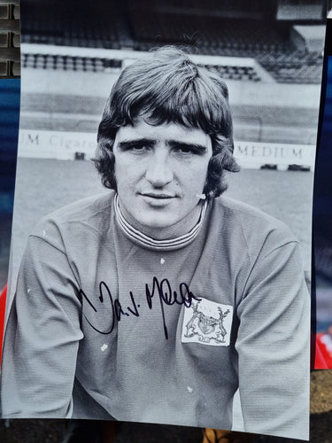 Signed Ian Storey Moore Nottingham Forest