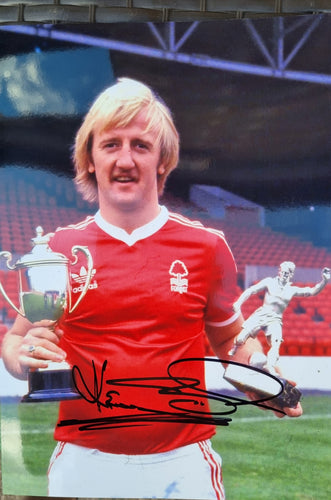 Signed Kenny Burns Nottingham Forest