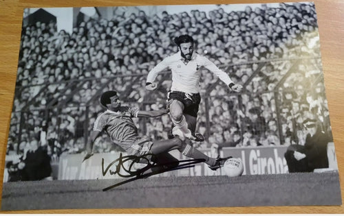 Signed Viv Anderson Nottingham Forest